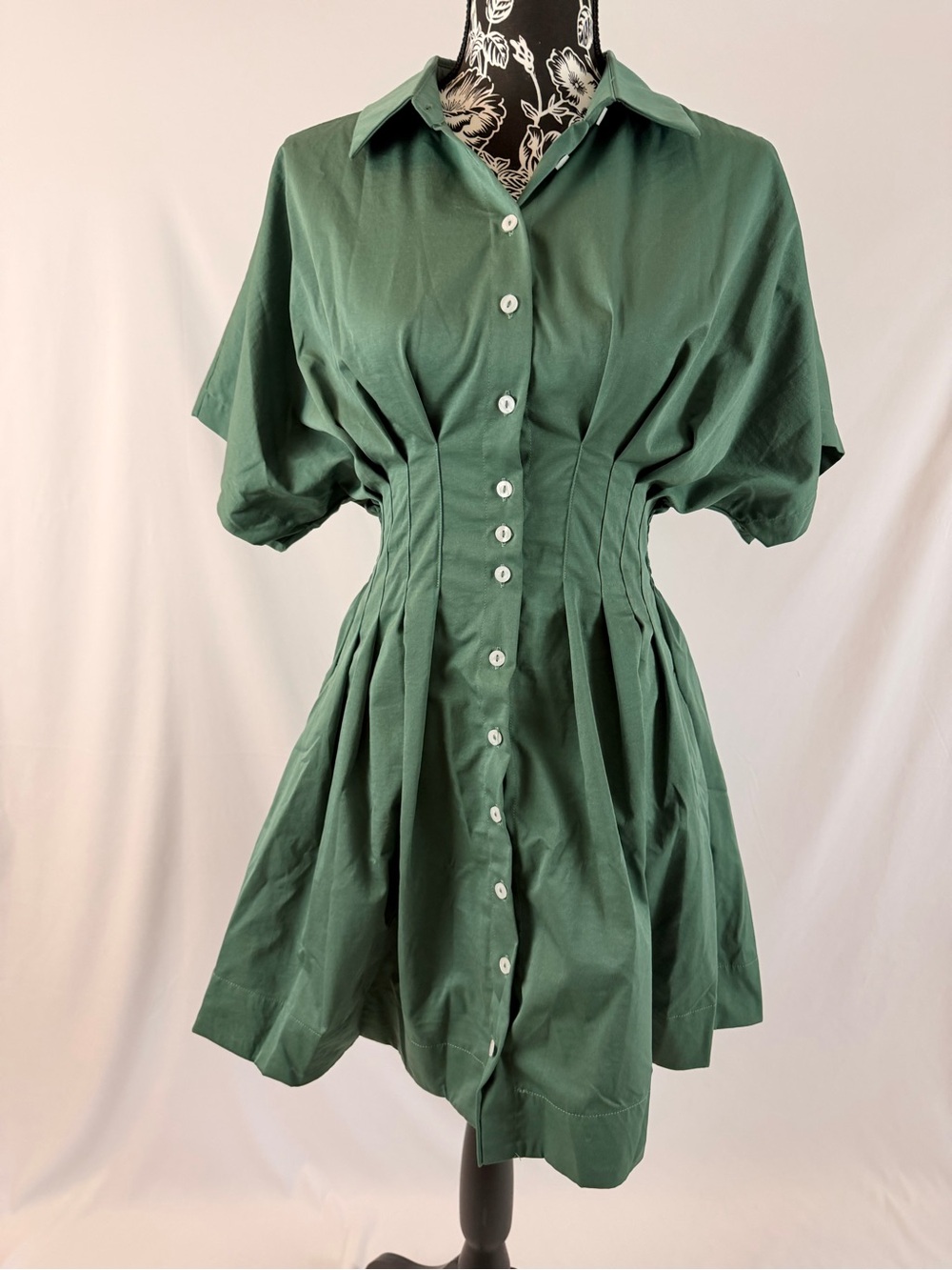 Structured Waist Green Button-Front Mini Dress - Picture 2 of 4